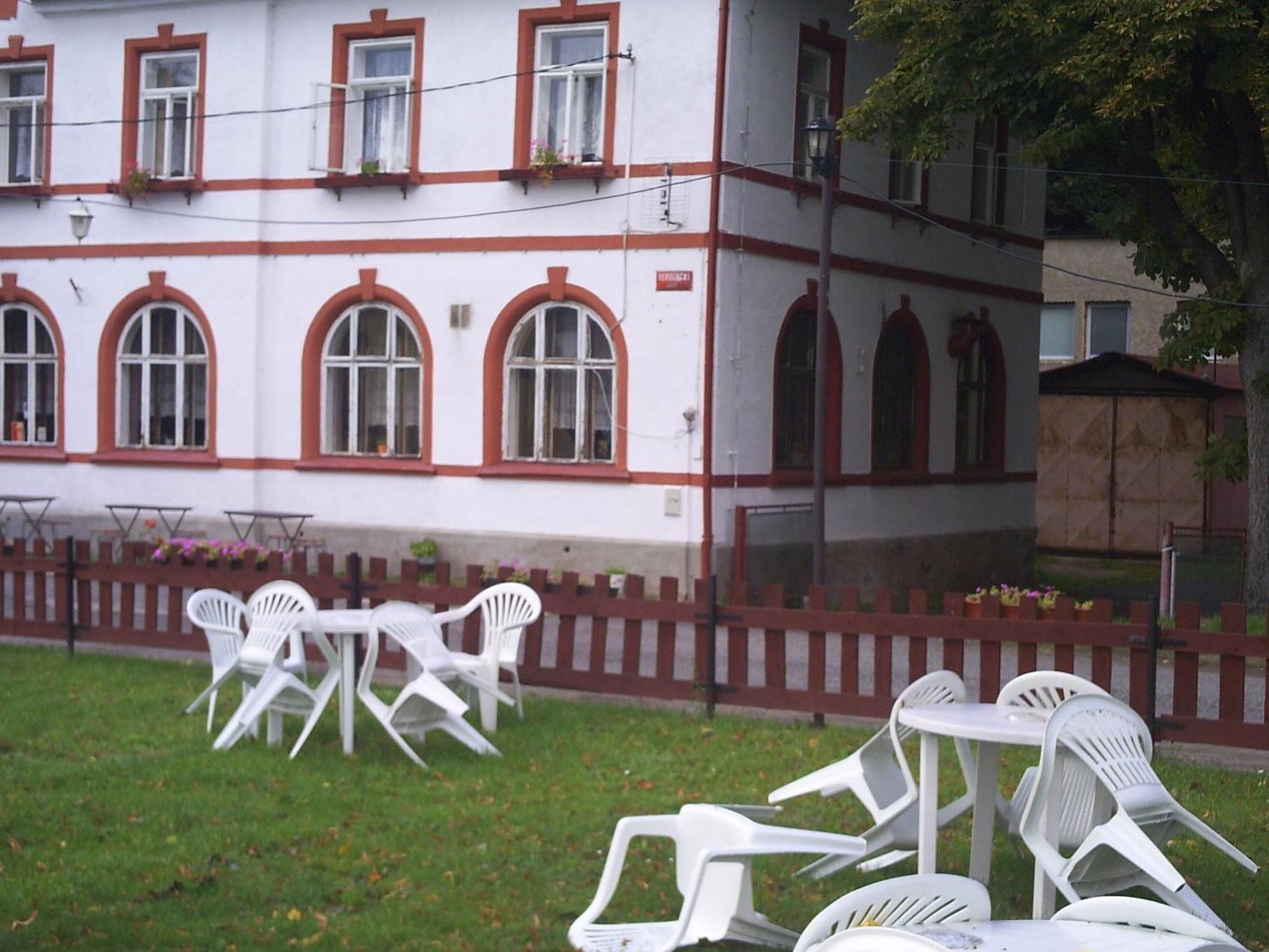 Penzion Uran Stráž pod Ralskem Exteriör bild